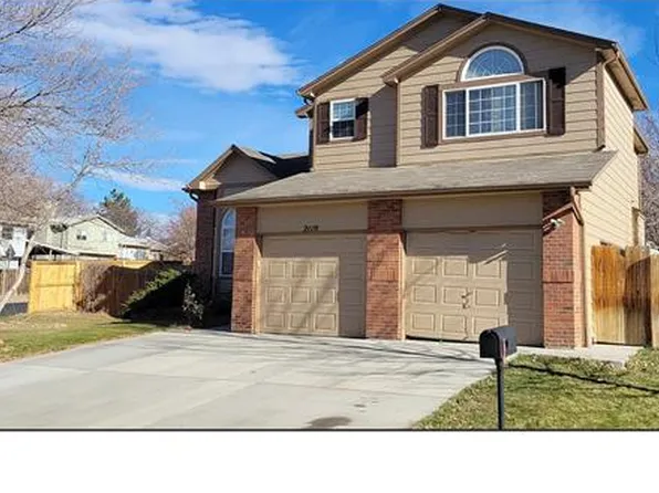 2110 S Uravan St, Aurora, CO 80013