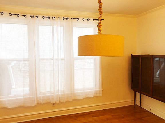 5th image of 2623 W Rice St #1