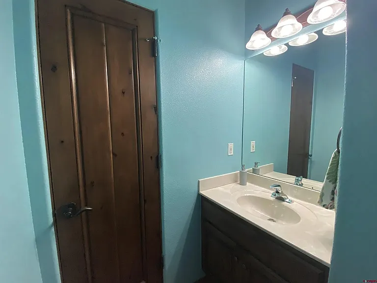 15 Ophir Dr — Photo 9