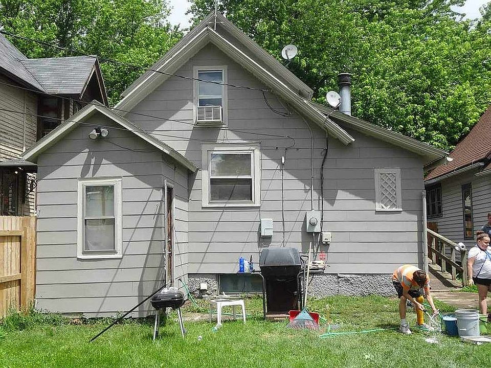2nd image of 523 3rd Ave S