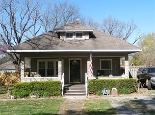 600 Mock St, Prairie Grove, AR 72753