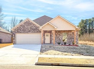 18 Wolfsbridge Loop, Cabot, AR 72023