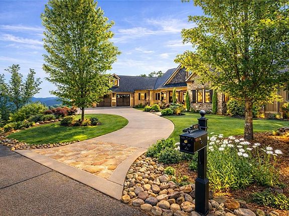 4th image of 49 Waterside Dr SE