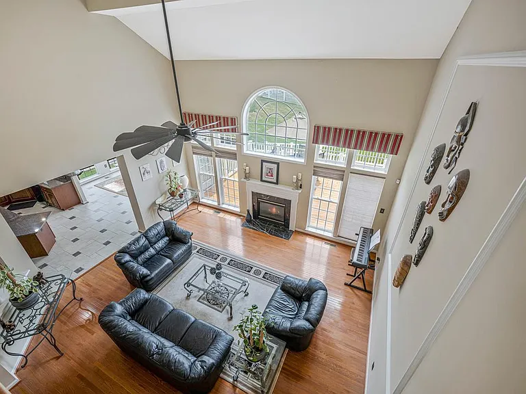 1117 Horizon View Pl — Photo 23