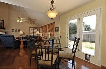3rd image of 2305 Casey Cv