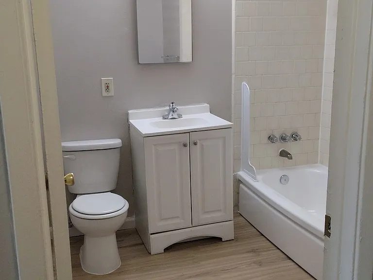 1725 Fillmore St #2 — Photo 5