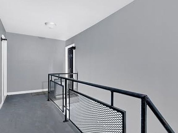 3rd image of 642 Dresden Dr APT M