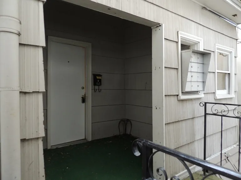 2704 NE Sandy Blvd — Photo 13