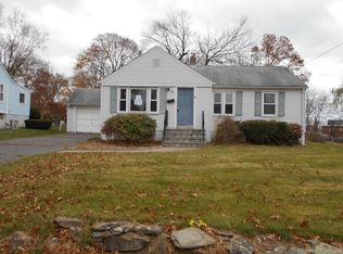 19 Ruby Rd, West Haven, CT 06516