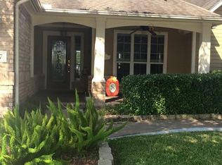 907 Victoria Lakes Dr, Katy, TX 77493