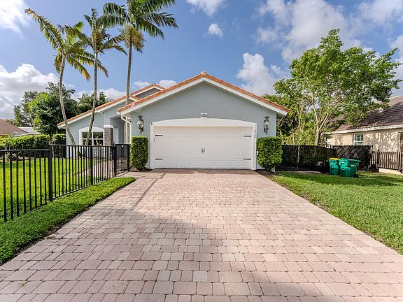 3rd image of 11420 NW 26th Street
