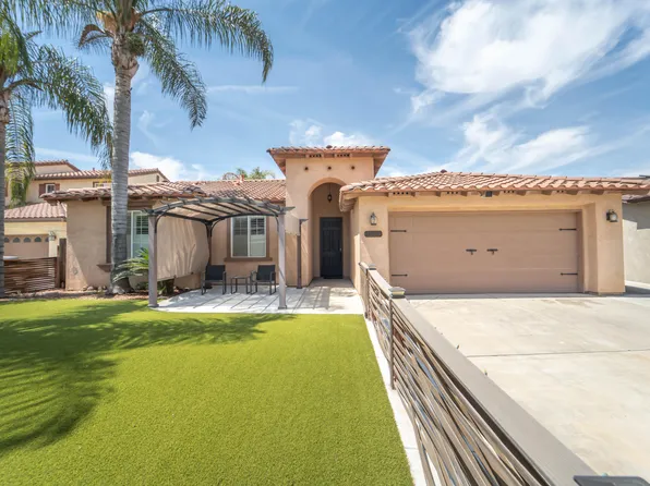 1223 N Pride Court, Visalia, CA 93291