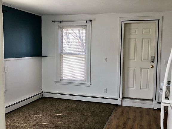 5th image of 5 Hammatt St APT 4