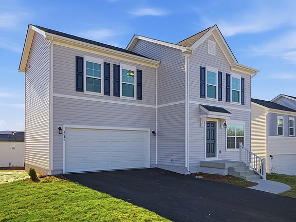 3rd image of 4049 Emilia Way