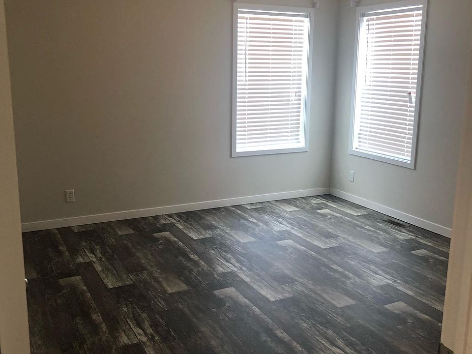 1st image of 7 Eagle Vista Ln