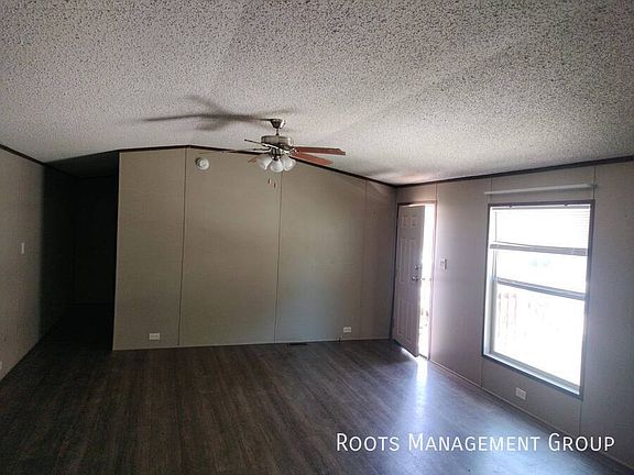 3rd image of 2222 E 8th St