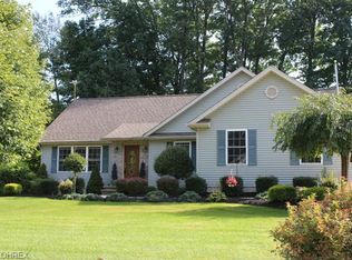 5786 Silvertree Ct, Madison, OH 44057