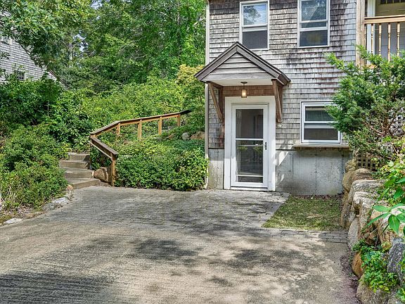 3rd image of 7 Fawndale Road