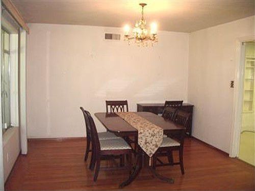 4th image of 919 Piedmont Dr