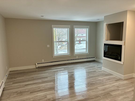 5th image of 8507 S Maple St