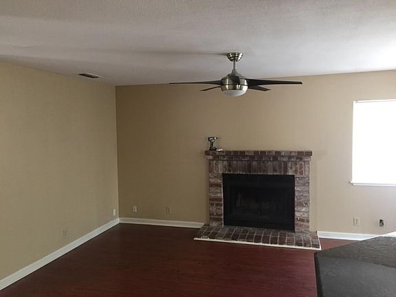 Family room with Fireplace