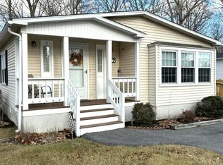 17 Birch St #135, Rockland, MA 02370