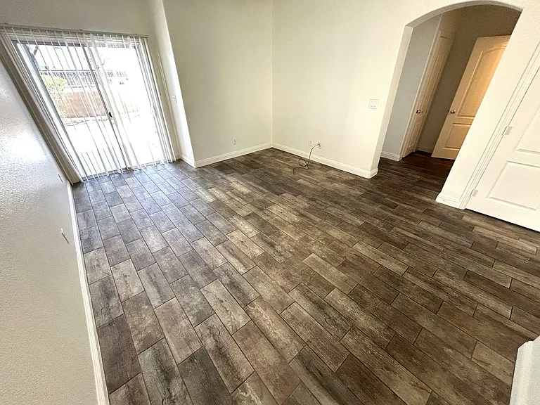 8877 Tomnitz Ave — Photo 7