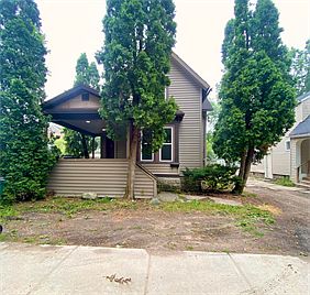 2nd image of 3 Lawler Ct