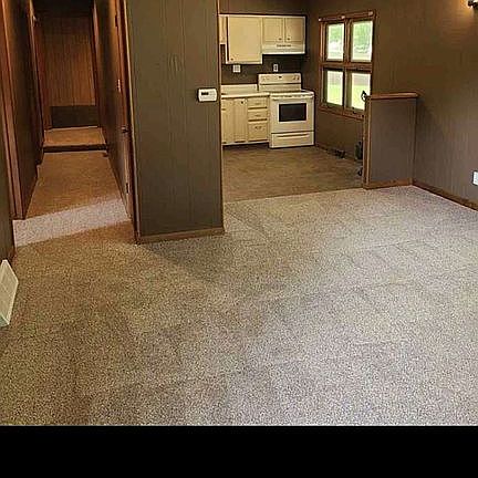 5th image of 50 Lincoln St