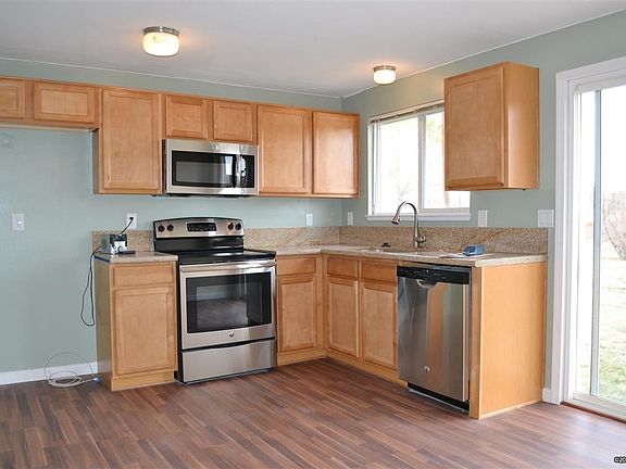 4th image of 817 Galena Ct