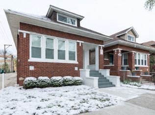 7915 S Paxton Ave, Chicago, IL 60617