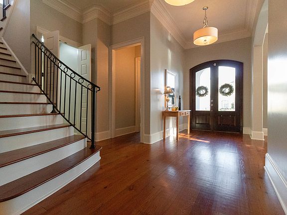 2nd image of 103 Brookshire Gardens Dr