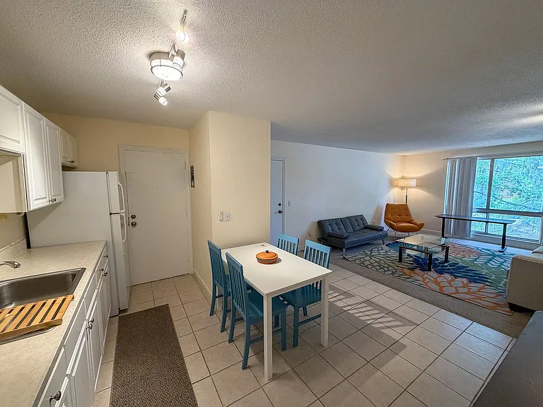 1700 SW 16th Ct #J22 — Photo 9