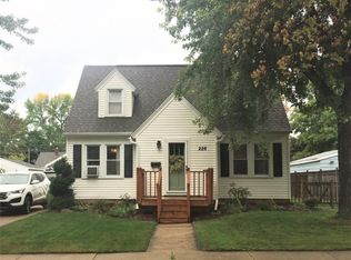 226 S Willow St, Kimberly, WI 54136
