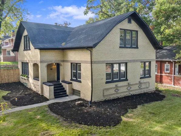 301 W 43rd Ave, Gary, IN 46408
