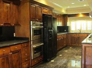 16702 Pageant Pl, Encino, CA 91436