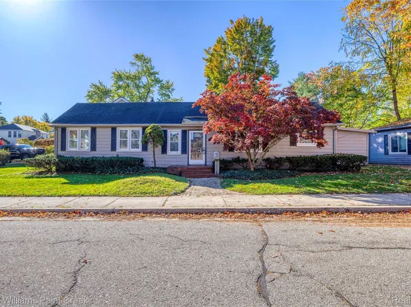 339 N Castell Ave, Rochester, MI 48307