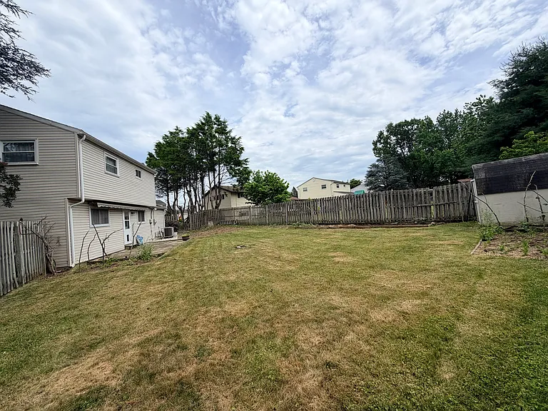 211 Linda Dr — Photo 19