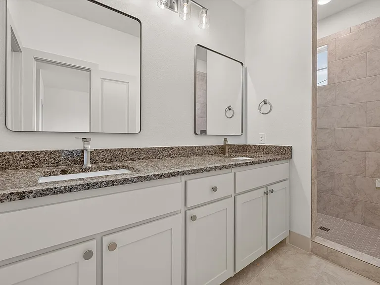 500 E Kimball St #1 — Photo 17