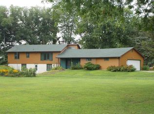 210 3rd St S, Hazleton, IA 50641