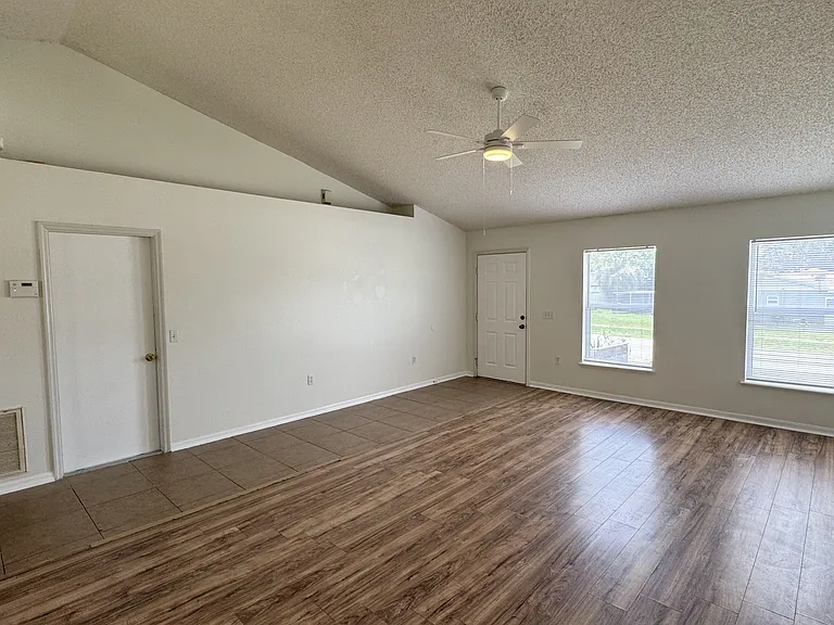 5190 Tanner Rd — Photo 4