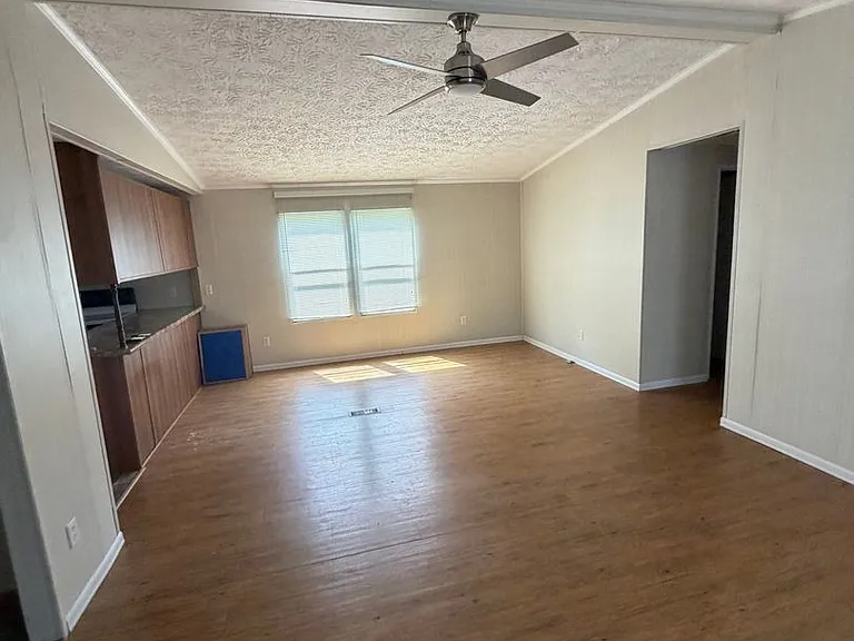 46 Oak Bend Dr — Photo 3