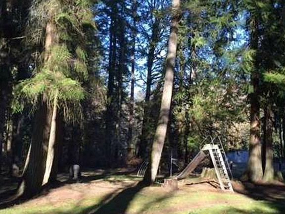 3rd image of 41512 Cape Horn Dr