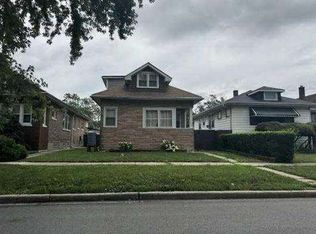 1227 S 19th Ave, Maywood, IL 60153