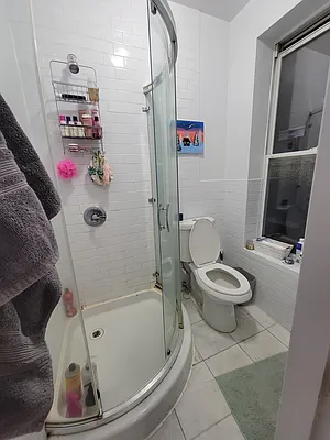 Rented by Avenues Real Estate | media 11