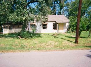 2560 Primrose St, Beaumont, TX 77703