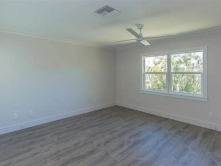 1219 Solana Rd — Photo 25