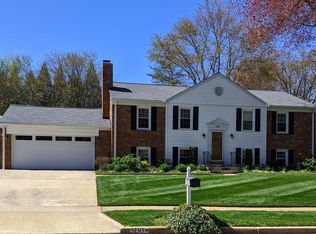 5130 Portsmouth Rd, Fairfax, VA 22032