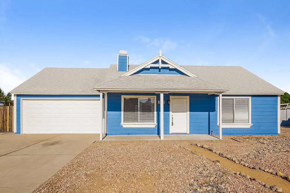 3 bed, 2.0 bath, 1416 sqft, $2,150 — Photo 1