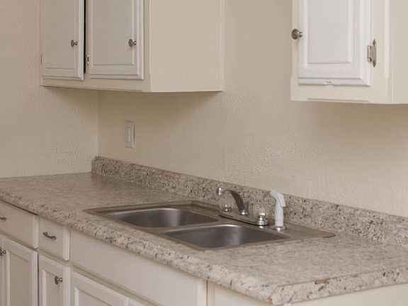 3rd image of 2110 NW Lindy Ave #9223218